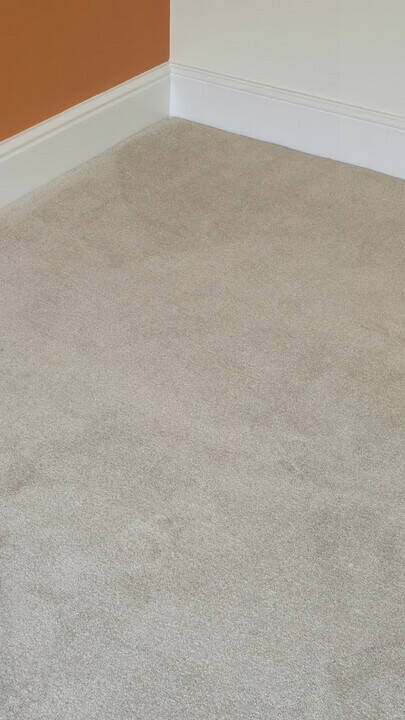 Wood flooring services | laminate flooring | carpet fitting service - SYN Carpets